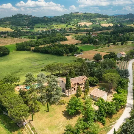 Fonte Pinella 8, Emma Villa *